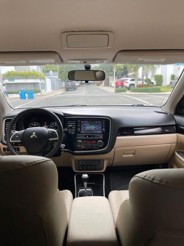 image-Mitsubishi-Outlander-2019